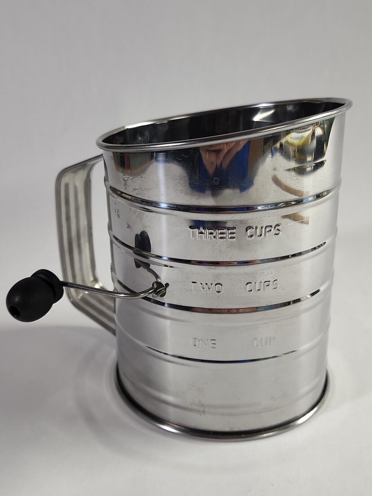 Sifter 3 Three Cup Measuring Flour W/ Black Wooden Knob Vintage EUC 