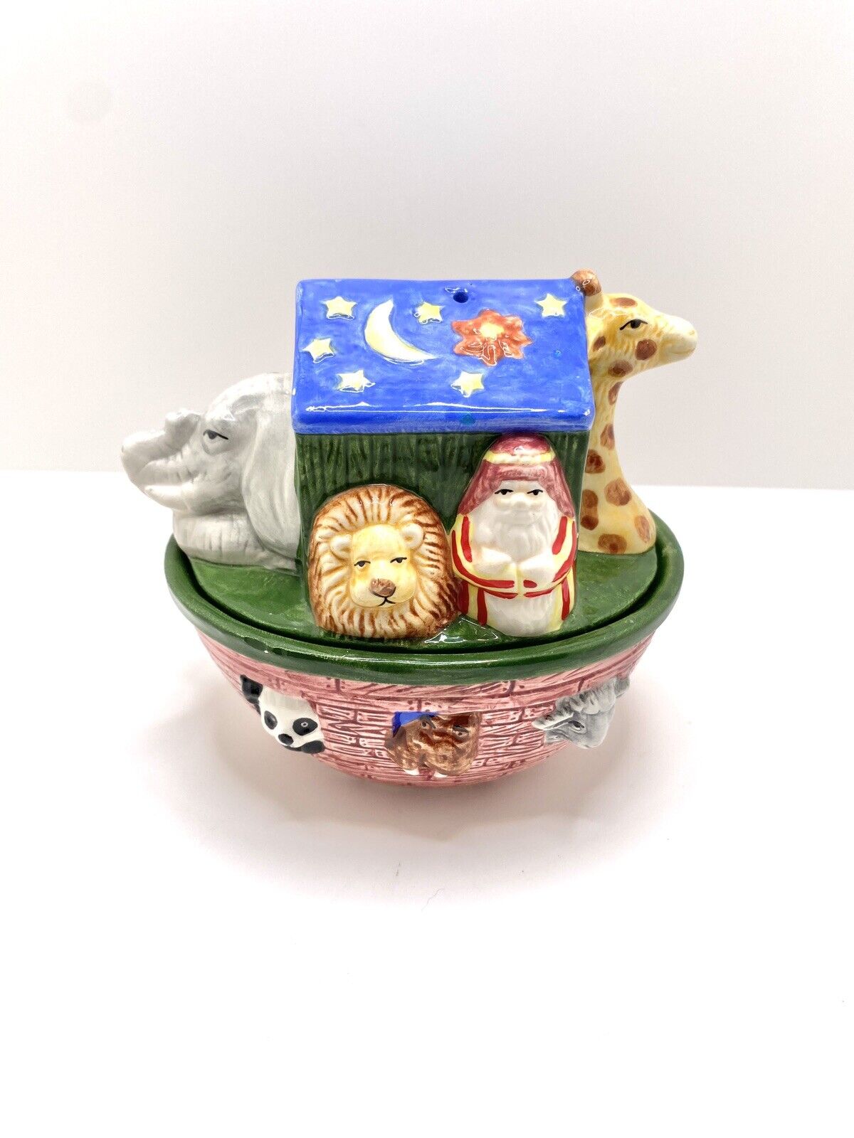 Vintage Porcelain/ Ceramic Noah’s Ark 2 Piece Salt And Pepper Set