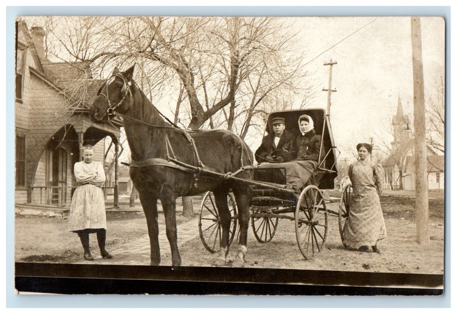 1910 Family Horse Wagon House Bee Nebraska NE RPPC Photo Antique Postcard