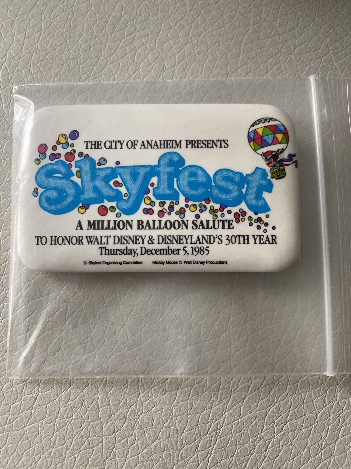 1985 Disney\'s Skyfest A Million Balloon Salute 2 3/4\