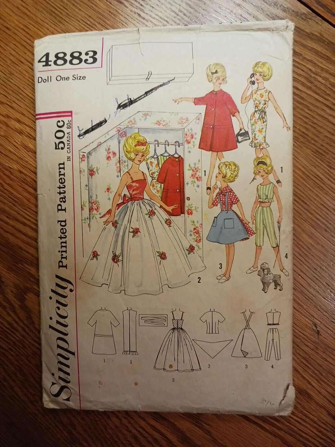 Vintage 1960s Simplicity Pattern 4883. Clothes, Closet For 12\
