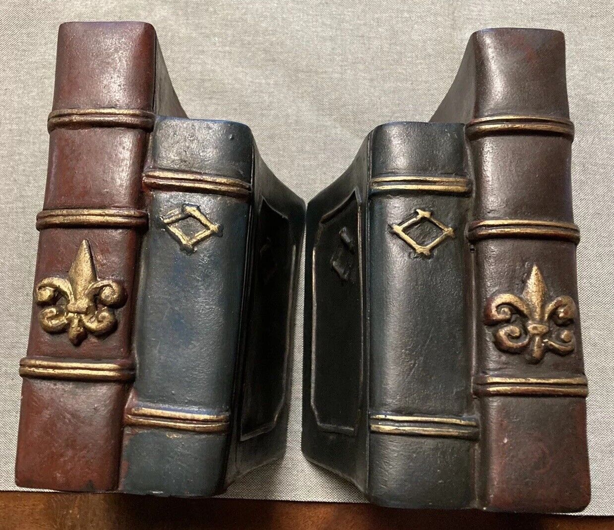 Pair Of Hobby Lobby Vintage looking Bookends-very Cool-Heavy