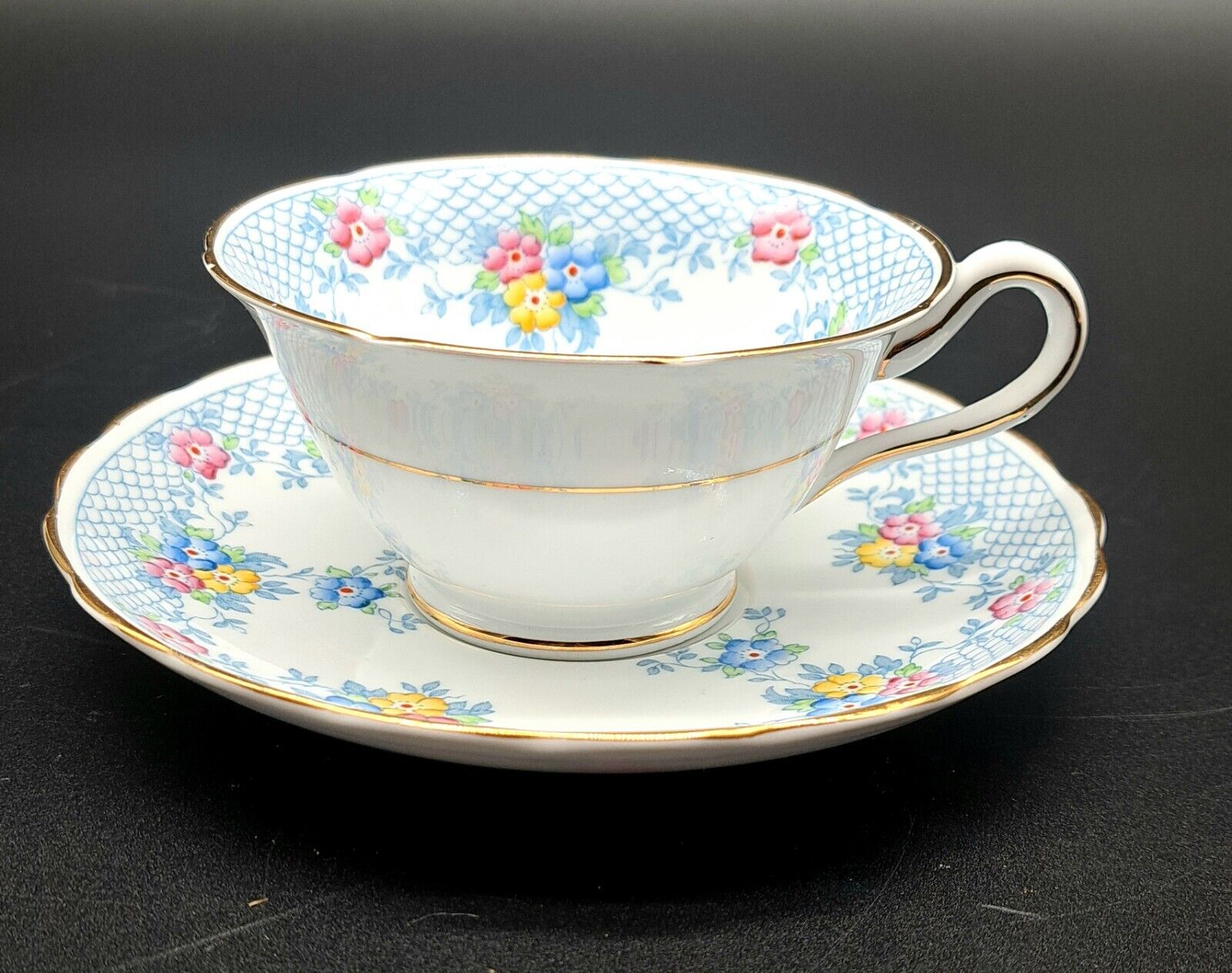 Vintage 1930 Copeland Grosvenor English Bone China Blue Floral Teacup & Saucer