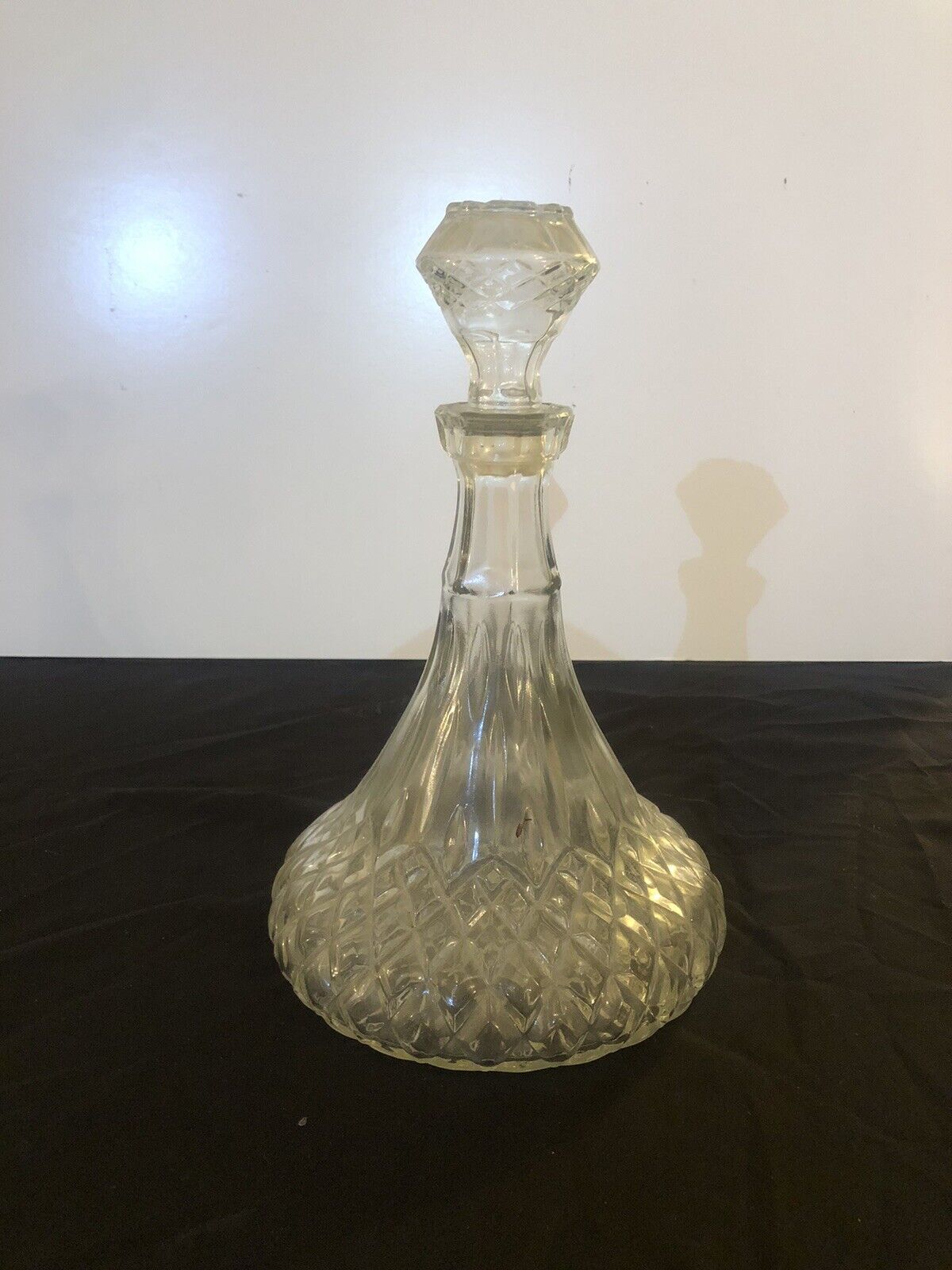 Vintage Anchor Hocking Ship Captain\'s Wine Decanter Lead Crystal Diamond Pattern