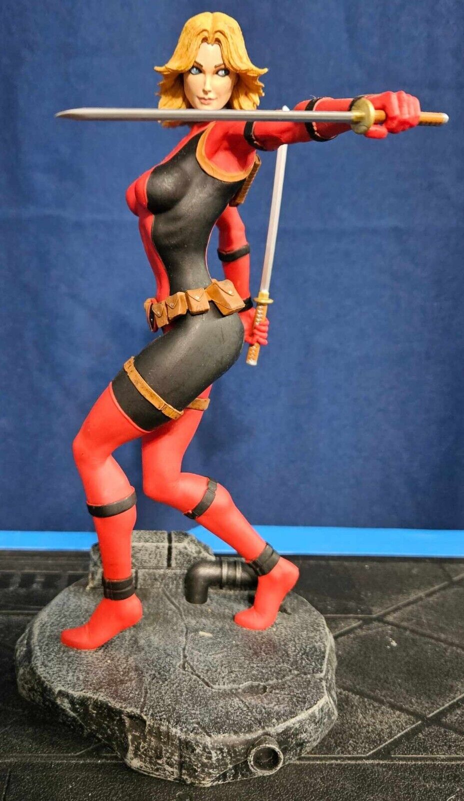 Diamond Select Toys New York Comic Con 2020 Exclusive LADY DEADPOOL UNMASKED