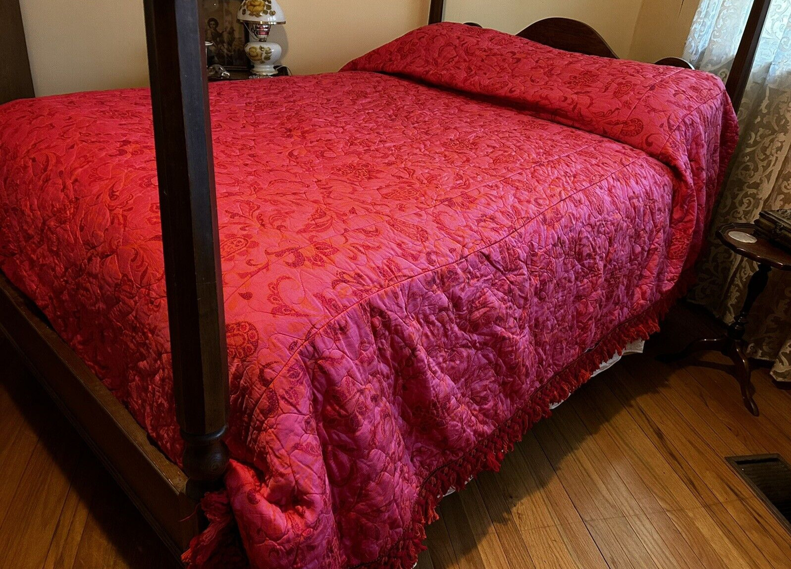 Vtg 1960's hot pink paisley fringed bedspread full Hollywood Regency Atomic Boho