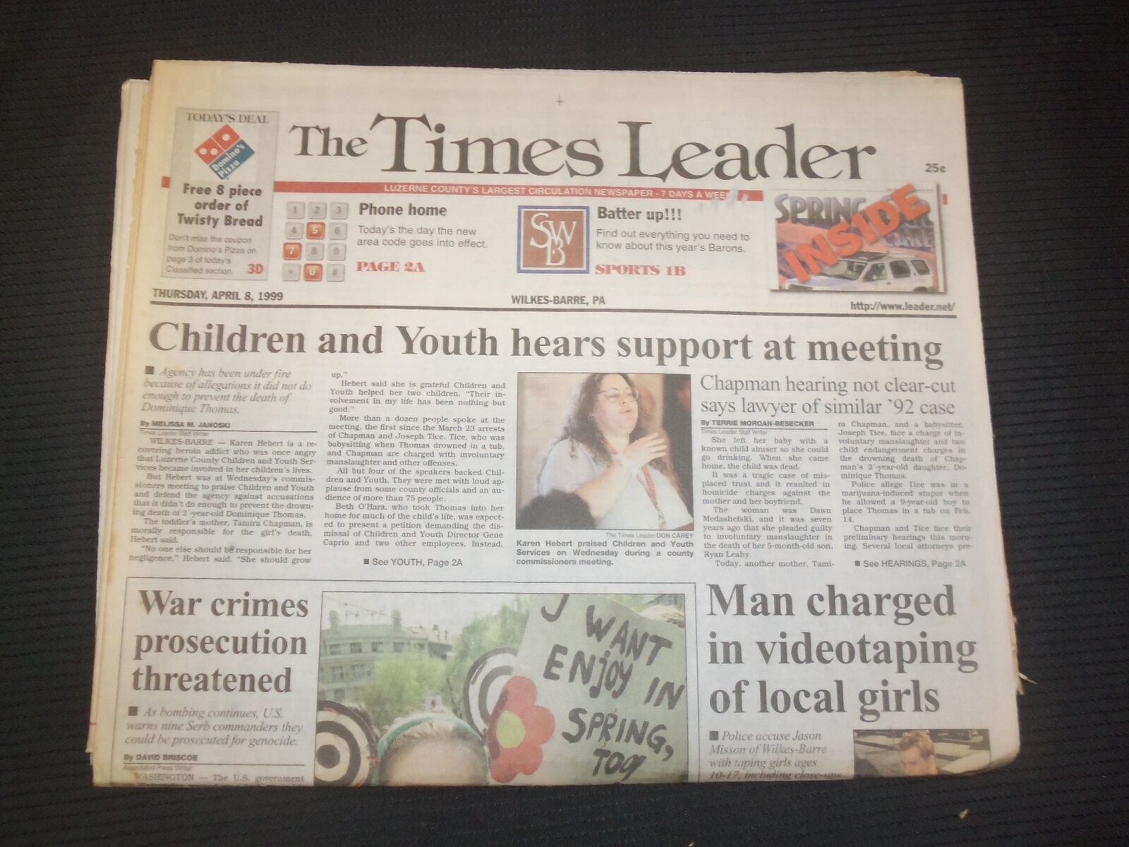 1999 APRIL 8 WILKES-BARRE TIMES LEADER - MAN VIDEOTAPED LOCAL GIRLS - NP 7480