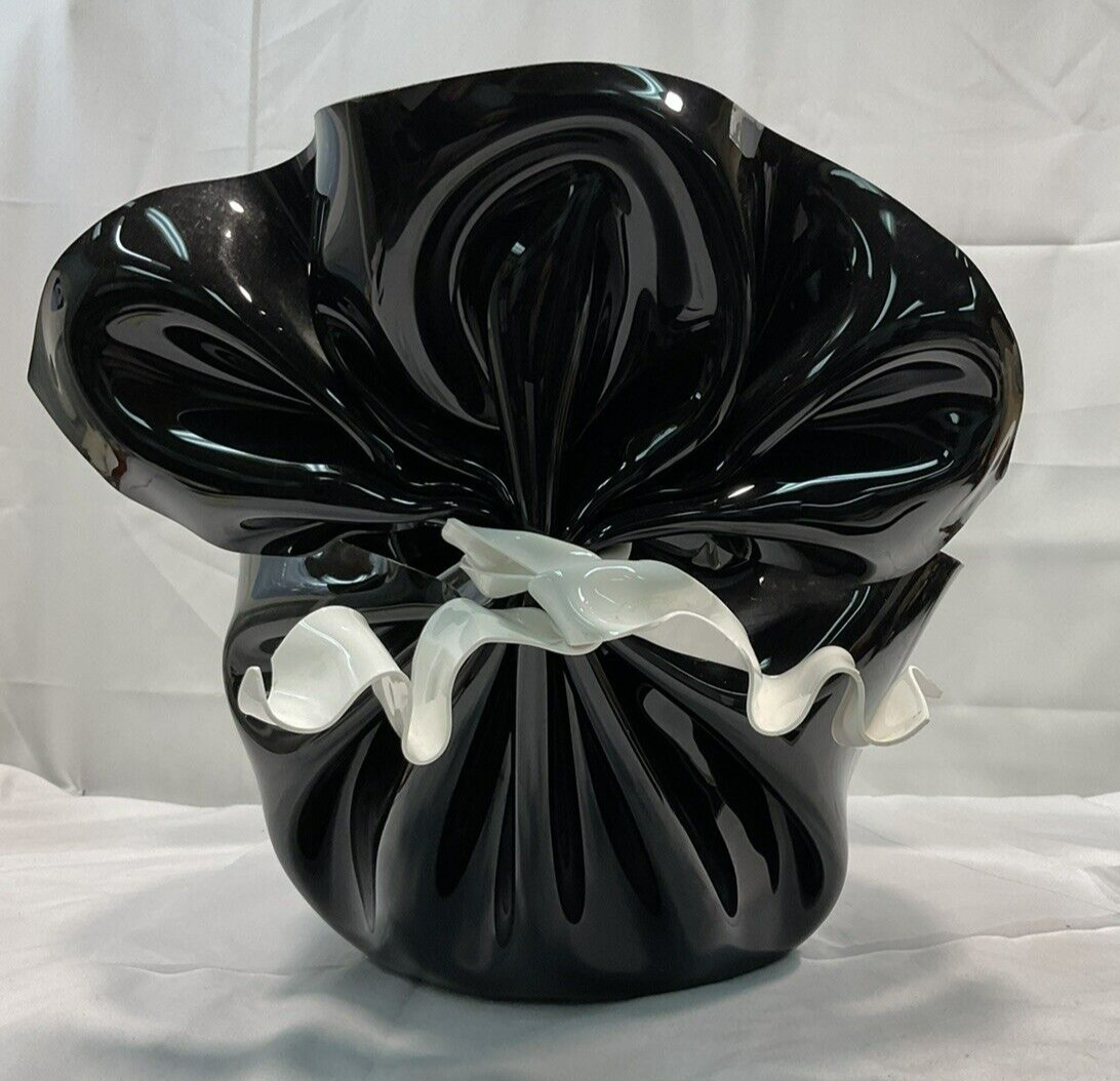 CT Designs Charlevoix MI - Black and White Lucite Vase 15\