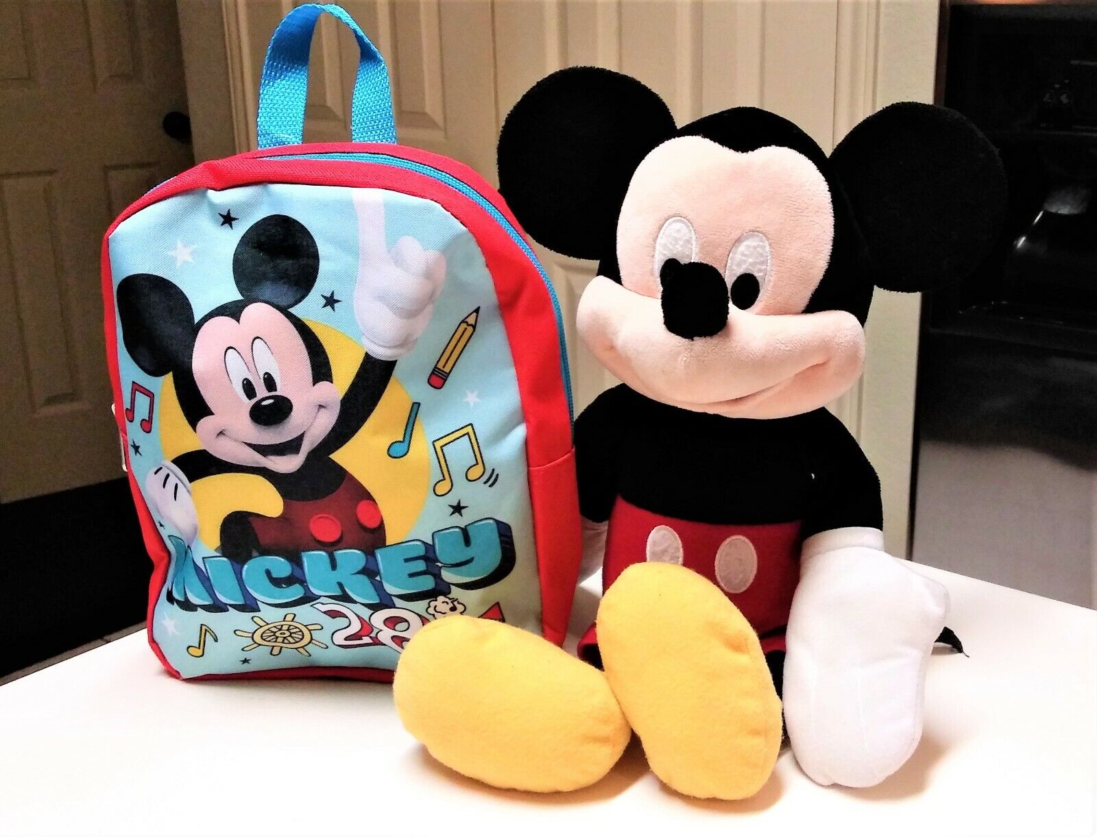 Disney Mickey Mouse 28 Backpack 10\
