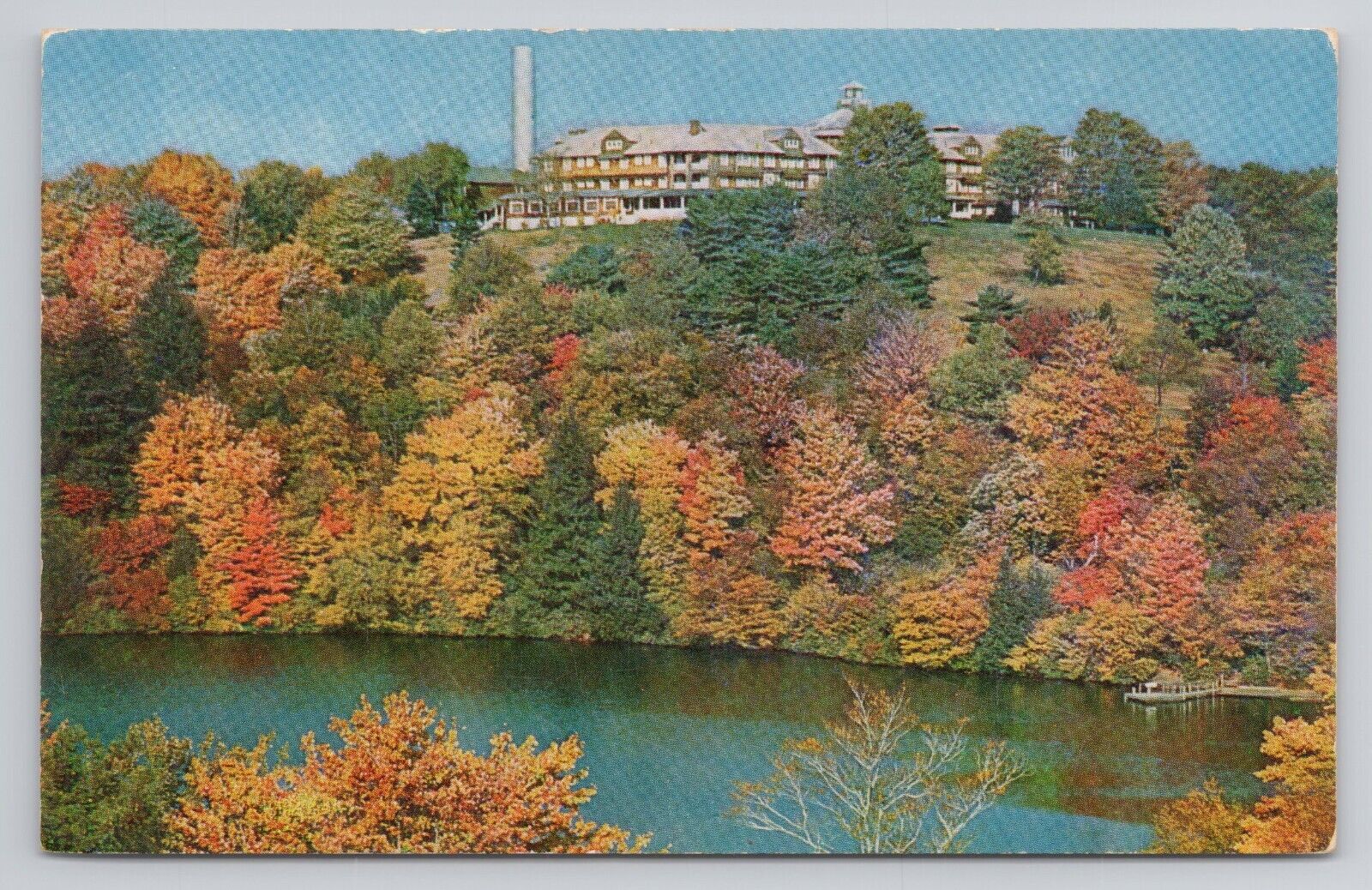 The Crestmont Inn Pennsylvania Postcard 3109