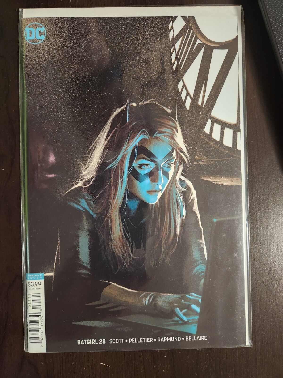 Batgirl #28 Josh Middleton Variant Cover DC Comics 2018 NM