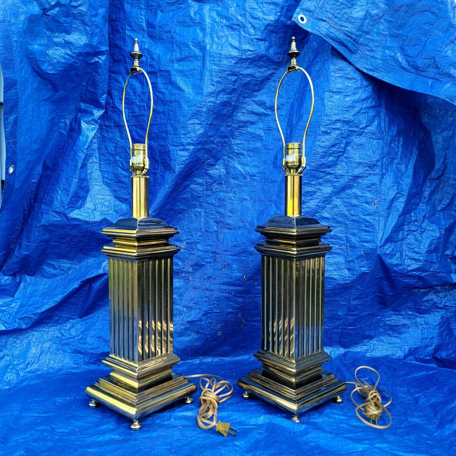 Pair REMBRANDT Masterpiece Vintage BRASS COLUMN PILLAR LAMP  HOLLYWOOD REGENCY 