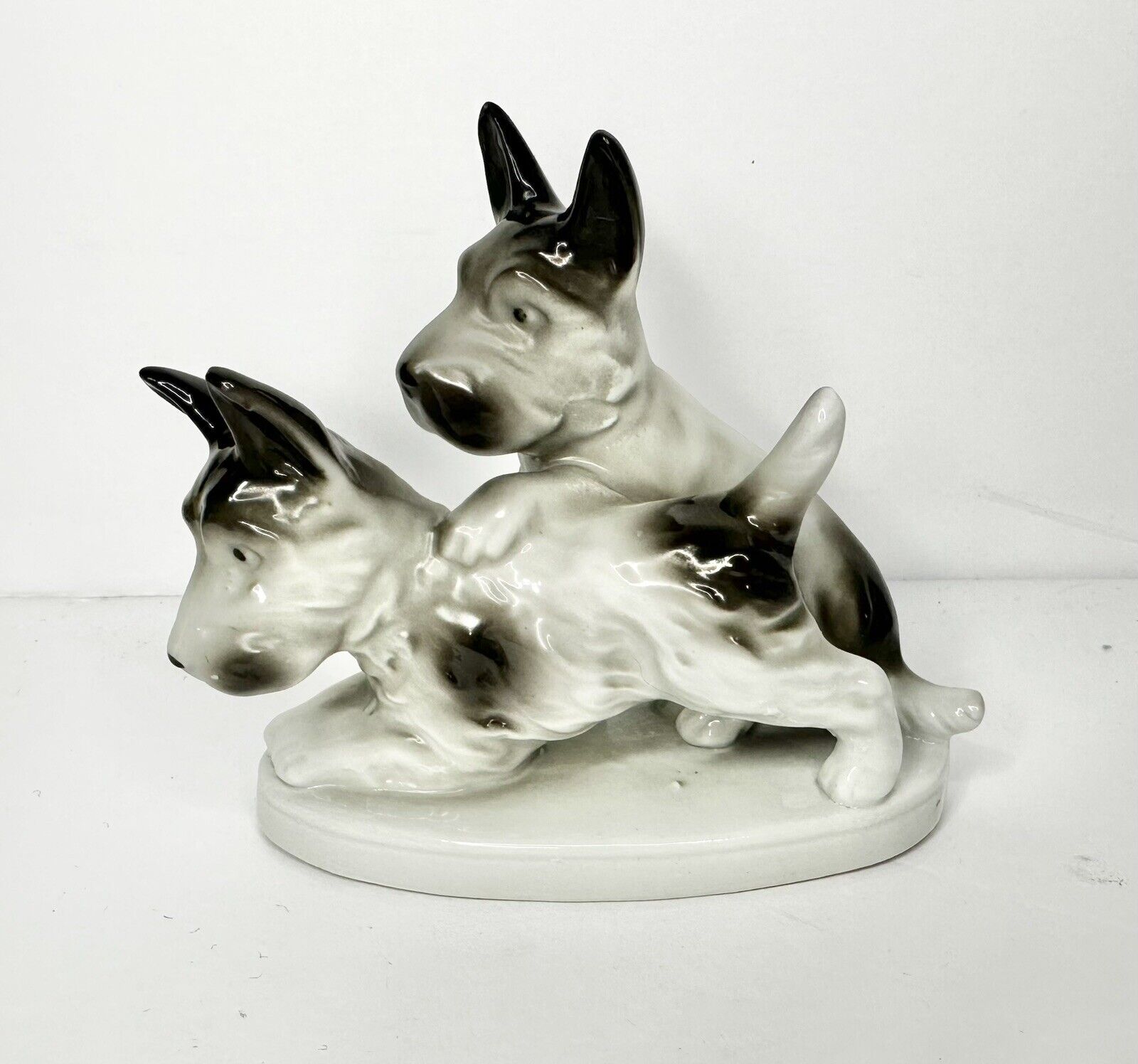 Vintage Black & White Porcelain Scottie Dog Figurine