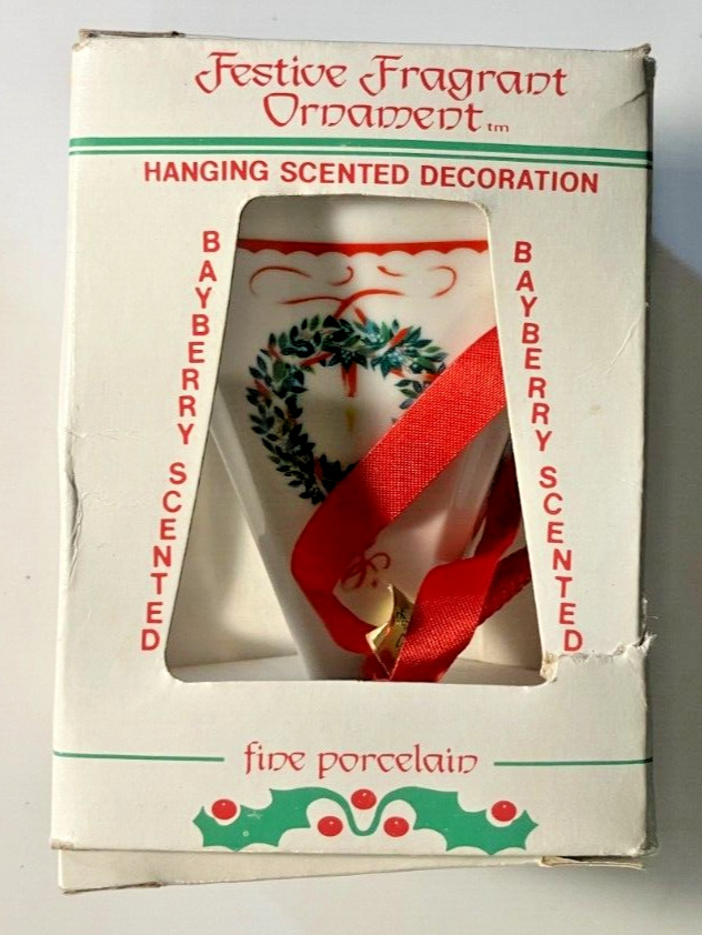 Vintage Jasco Festive Fragrant Bayberry Scented Porcelain Christmas Ornament New