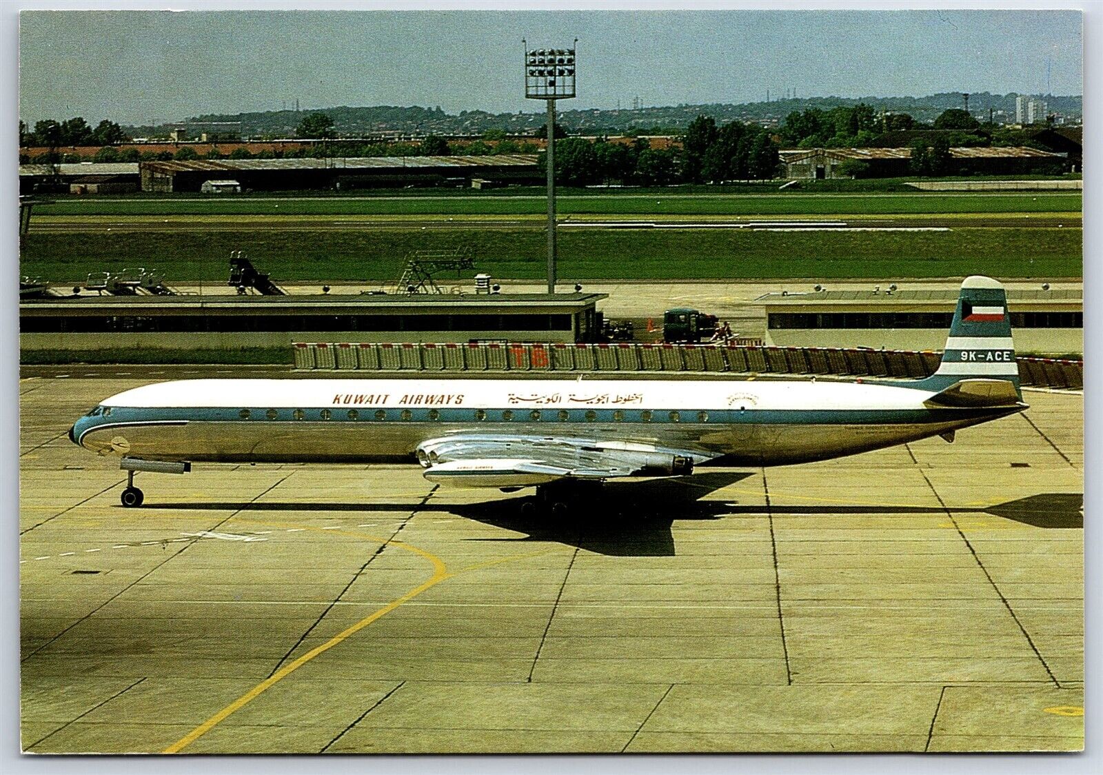 Airplane Postcard Kuwait Airways Airlines Comet IV C 9K-ACE Paris le Bourget DN4