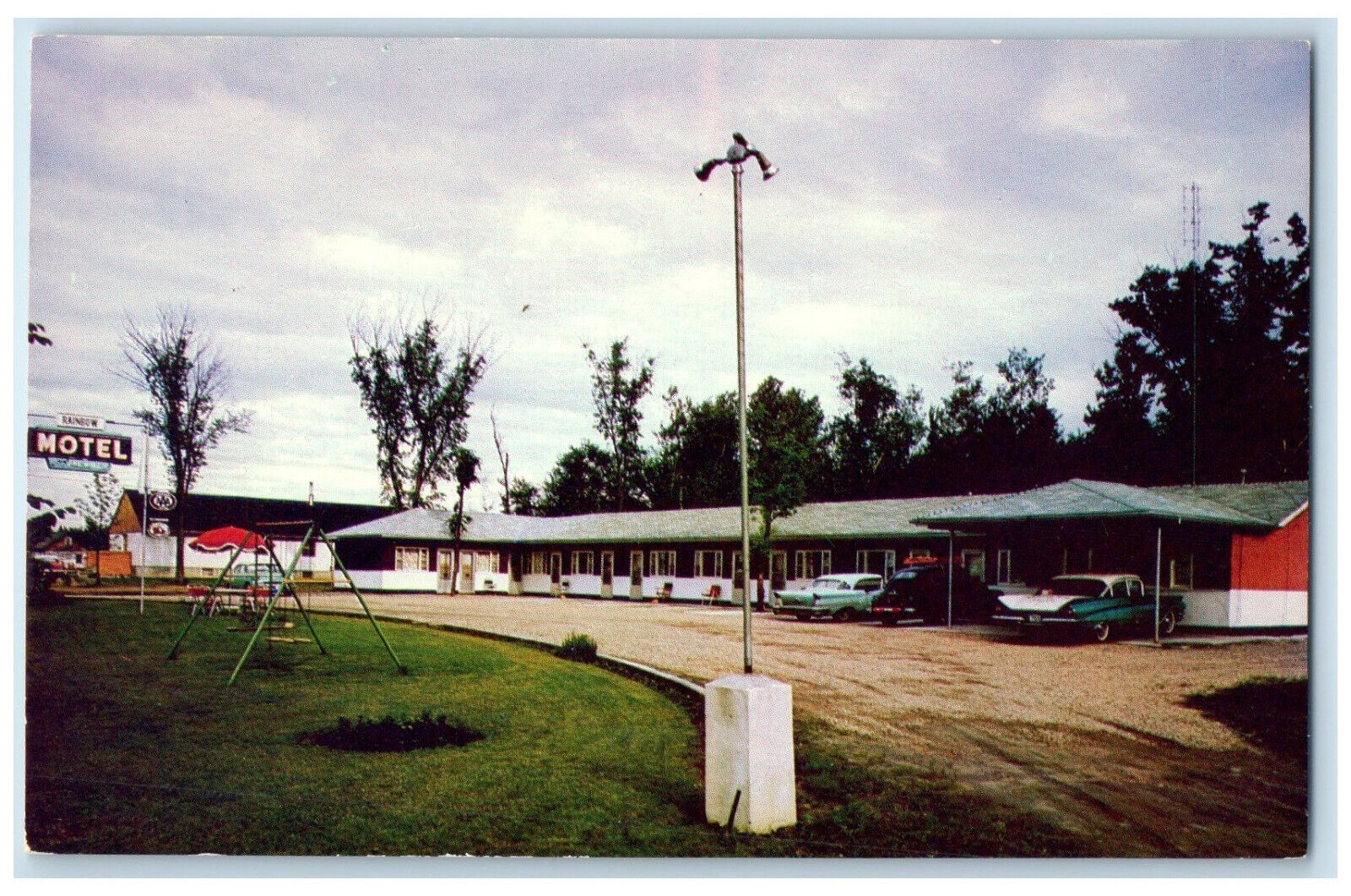 c1950's Rainbow Motel Fort Frances Ontario Canada Vintage Unposted Postcard