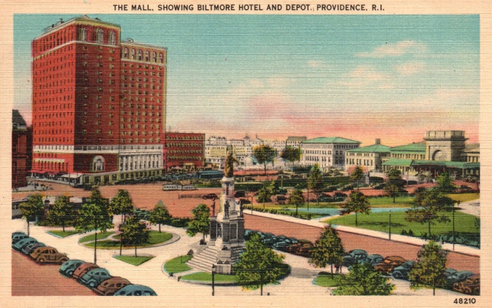 Postcard RI Providence The Mall Biltmore Hotel & Depot Linen Vintage PC f3601
