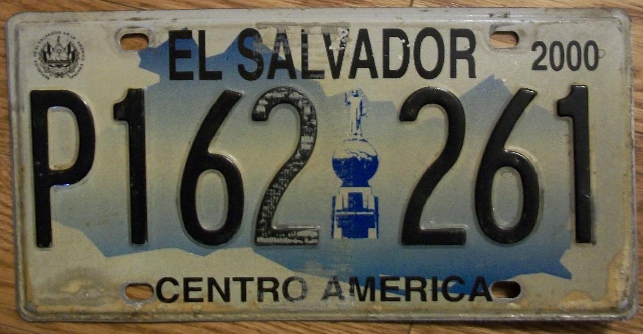 SINGLE EL SALVADOR LICENSE PLATE - 2000/11 - P162 261