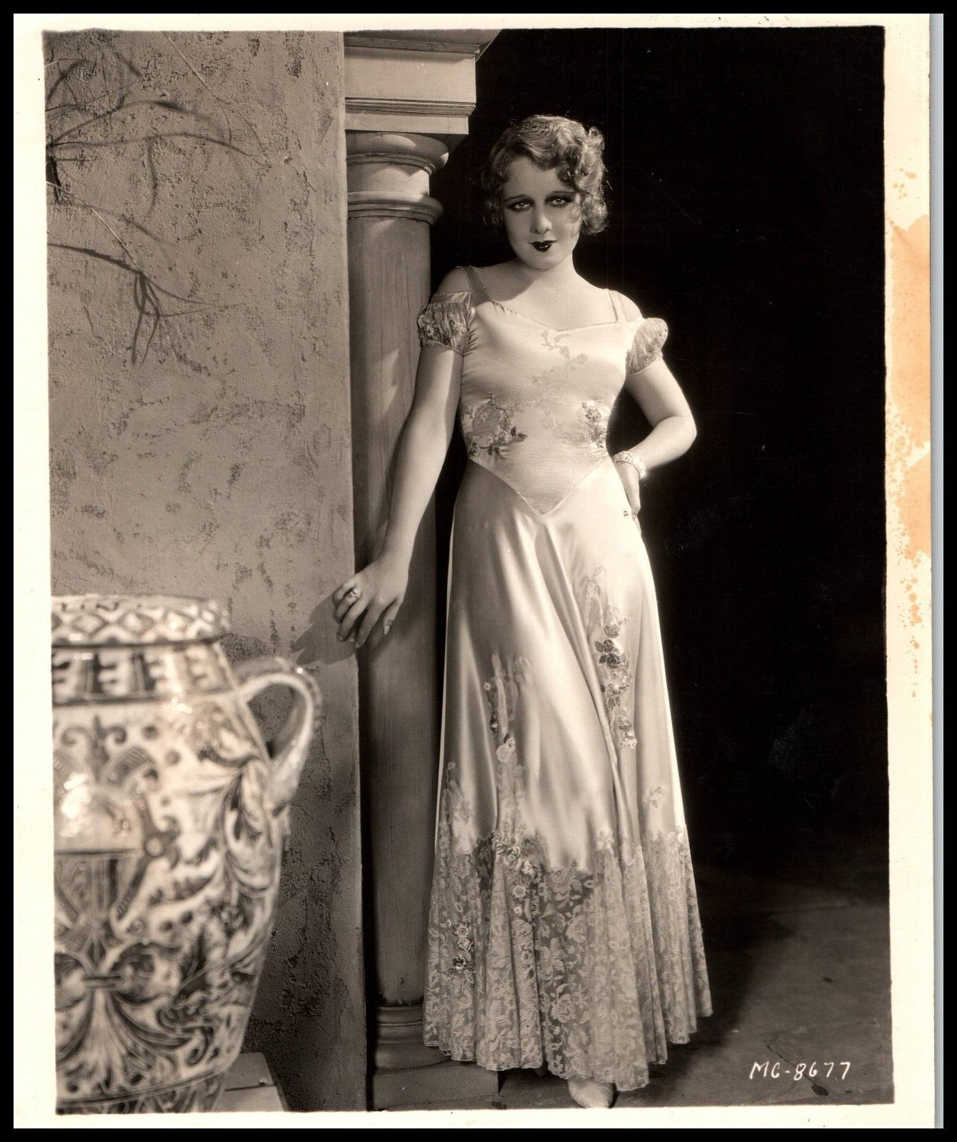 Hollywood Beauty ANITA PAGE STUNNING PORTRAIT 1920s STYLISH POSE Photo 668