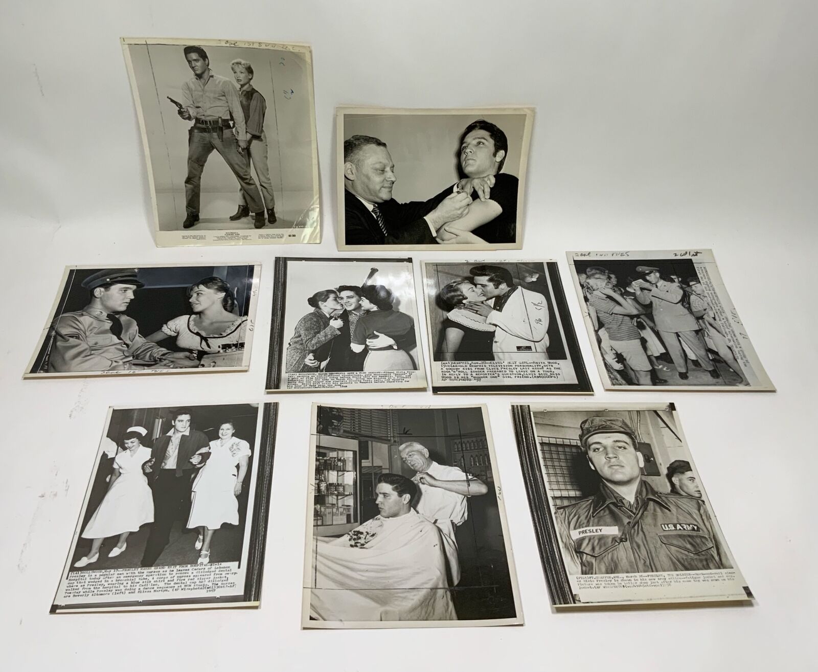 9 vintage AP Associated press photos of Elvis Presley