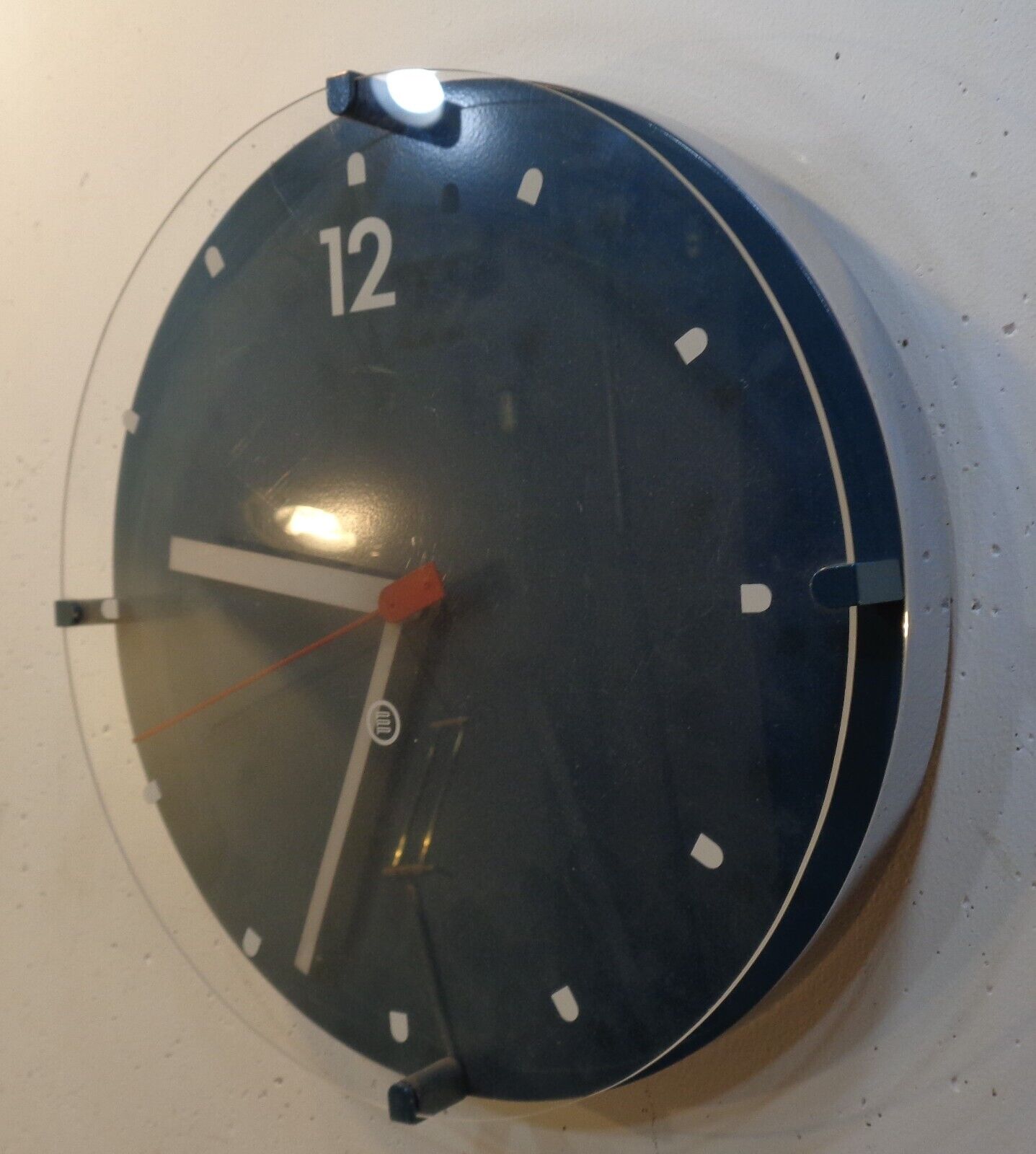 VTG Mid Century Modern Peter Pepper Lucite Wall Clock Battery Op Keeps Time