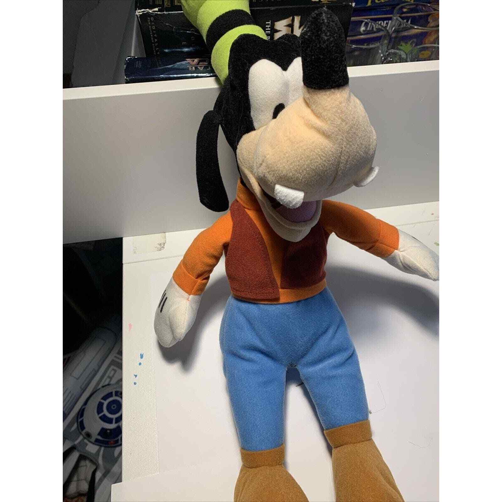 Disney Goofy - 19in. Stuffed Large Plush Doll Toy