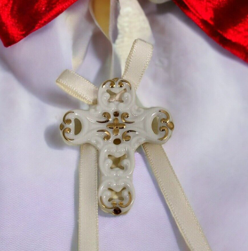 Lenox Pierced Cross Pendent / Pin Ivory & Gold 2\
