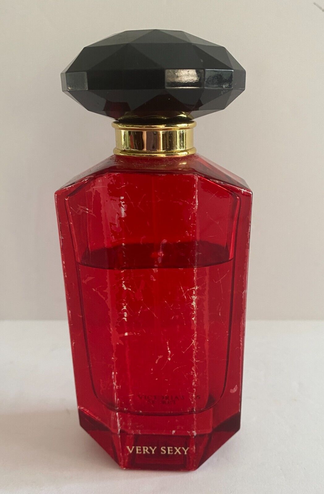 Victoria\'s Secret VERY SEXY ORIGINAL RED Spray Eau de Parfum - 3.4 oz - 70% Full