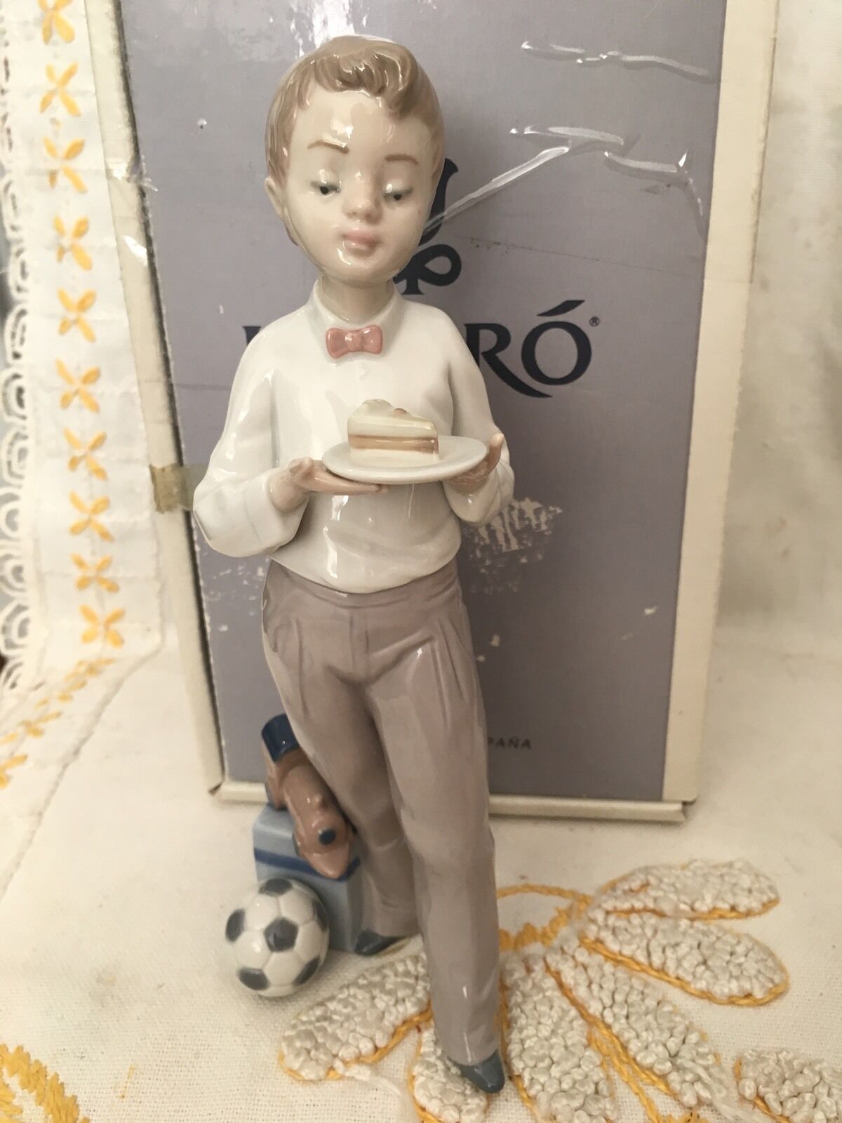 LLADRO 5877 Guest of Honor Retired Mint Condition Original Grey Box L@@K