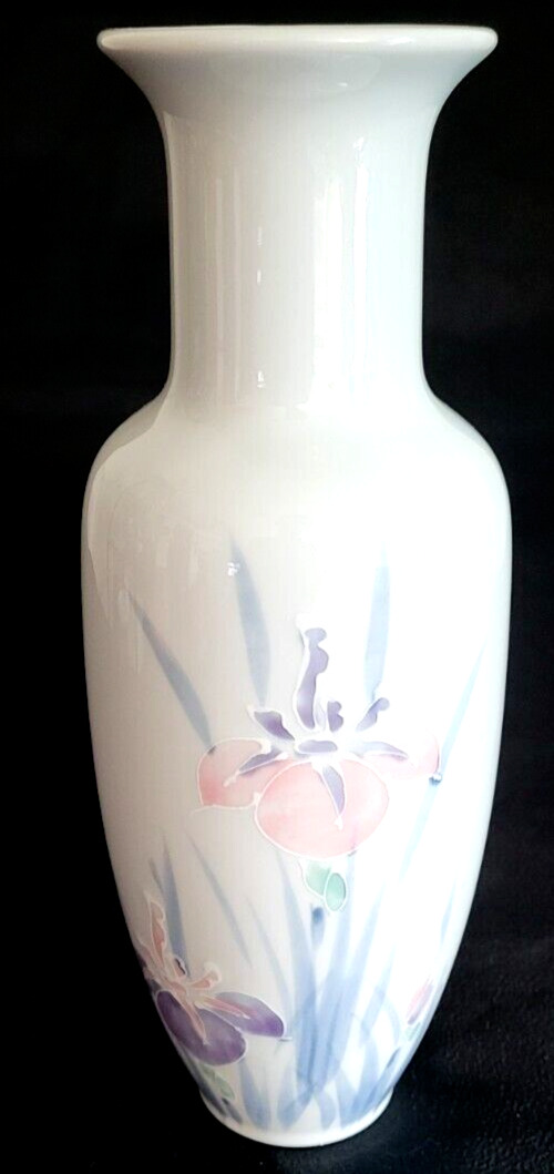 Flower Therapy Japanese Porcelain Vase, Grey with Blue/Pink/Purple Flowers. 11\