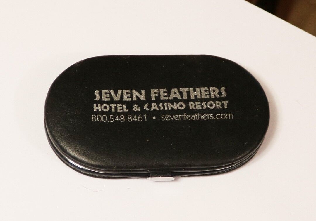 Manicure Set Seven Feathers Casino and Hotel In Leather Case