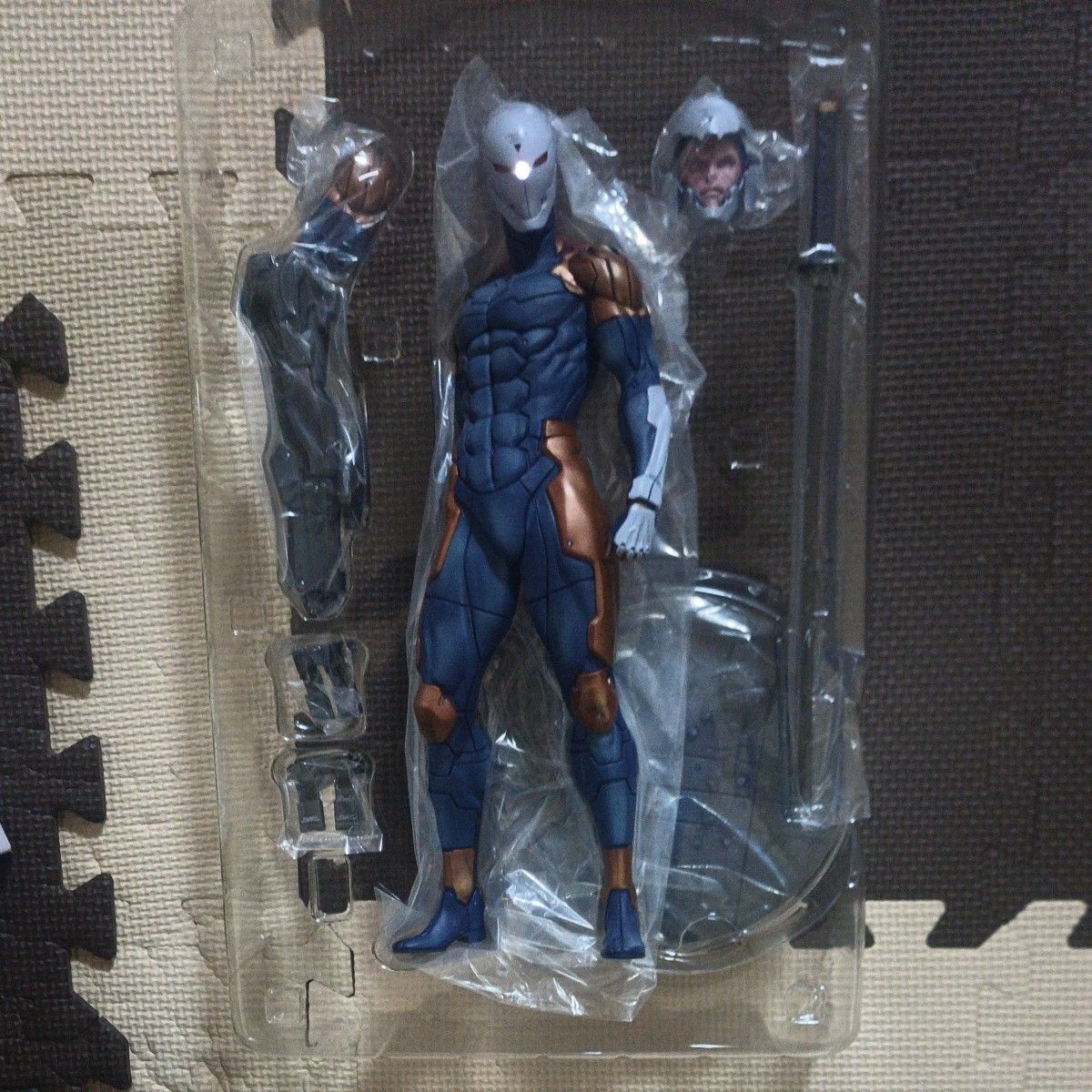 Gecco Metal Gear Solid Cyborg Ninja Statue (1/6 scale figure)