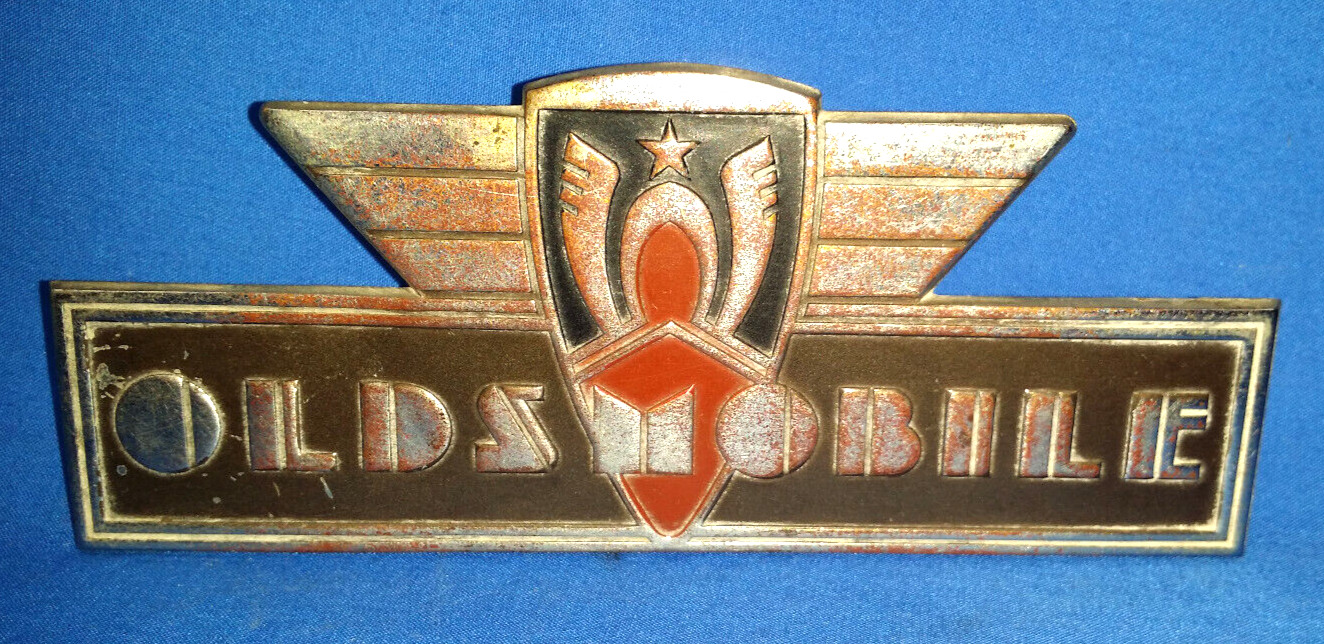 Vintage 1930s Oldsmobile Trunk Emblem Badge
