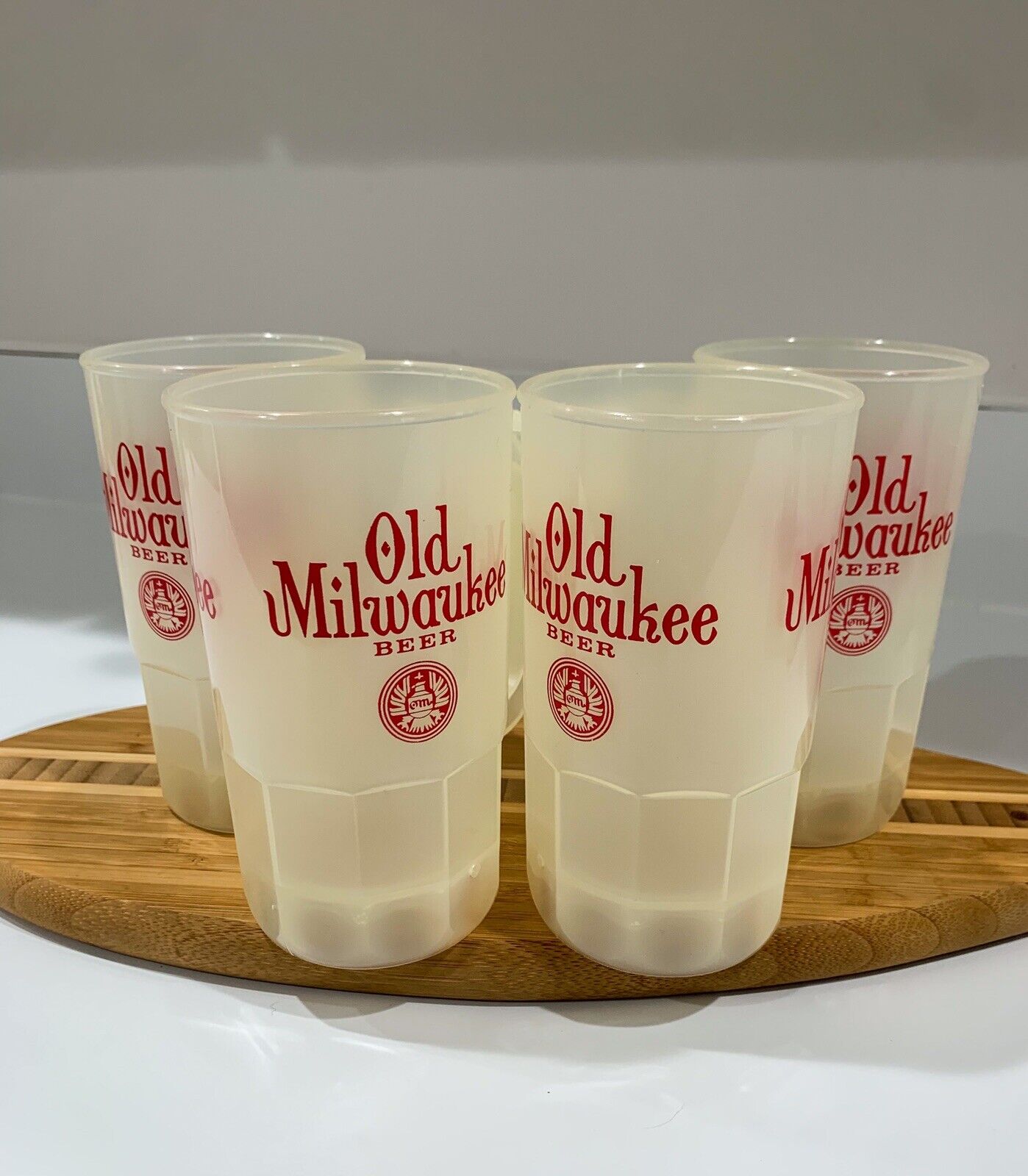 4 Old Milwaukee Beer Mugs Plastic Cups Tumblers With Handle 5.25” Tall USA Vtg