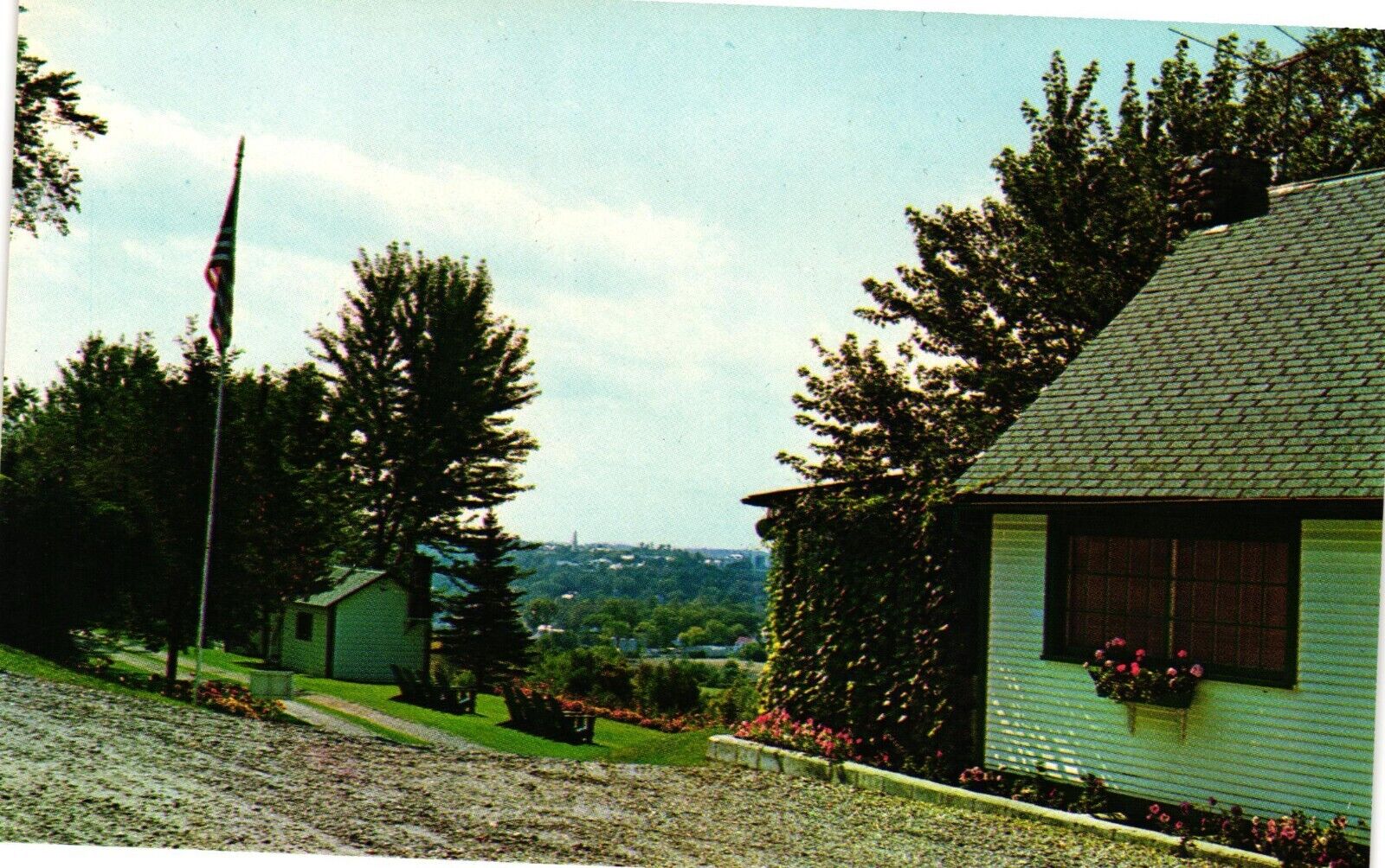 Vintage Postcard - Grand View Lodge And Cottages Middlebury Vermont Un-Posted