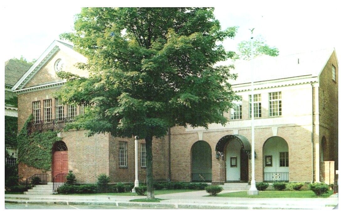 NATIONAL BASEBALL HALL OF FAME & MUSEUM,COOPERSTOWN,NY.VTG UNUSED POSTCARD*A20