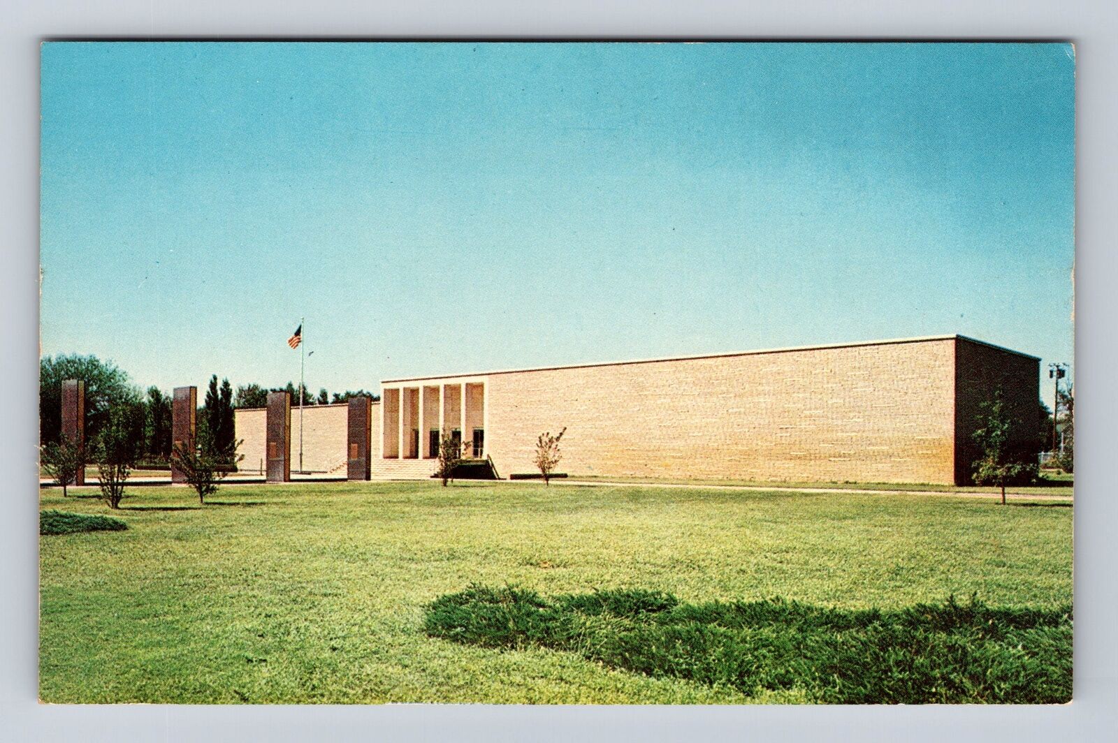 Abilene KS-Kansas, Eisenhower Memorial, Antique Vintage Souvenir Postcard