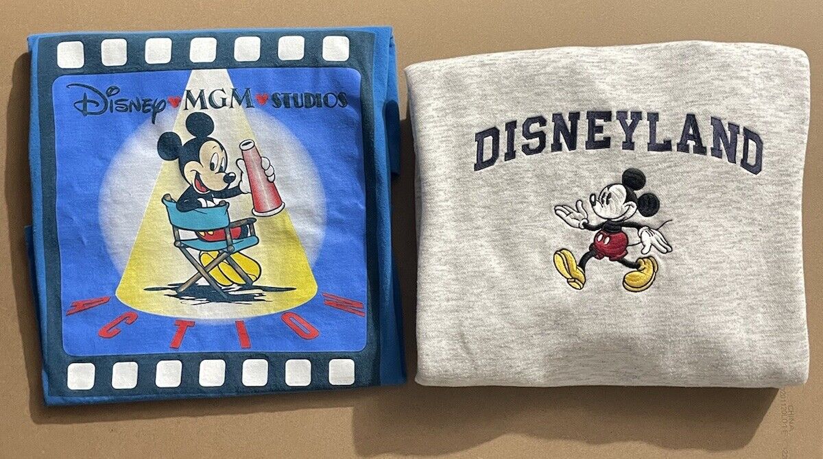 Vintage Disney MGM Studios ACTION Mickey Mouse T Shirt USA & Disney Sweatshirt M