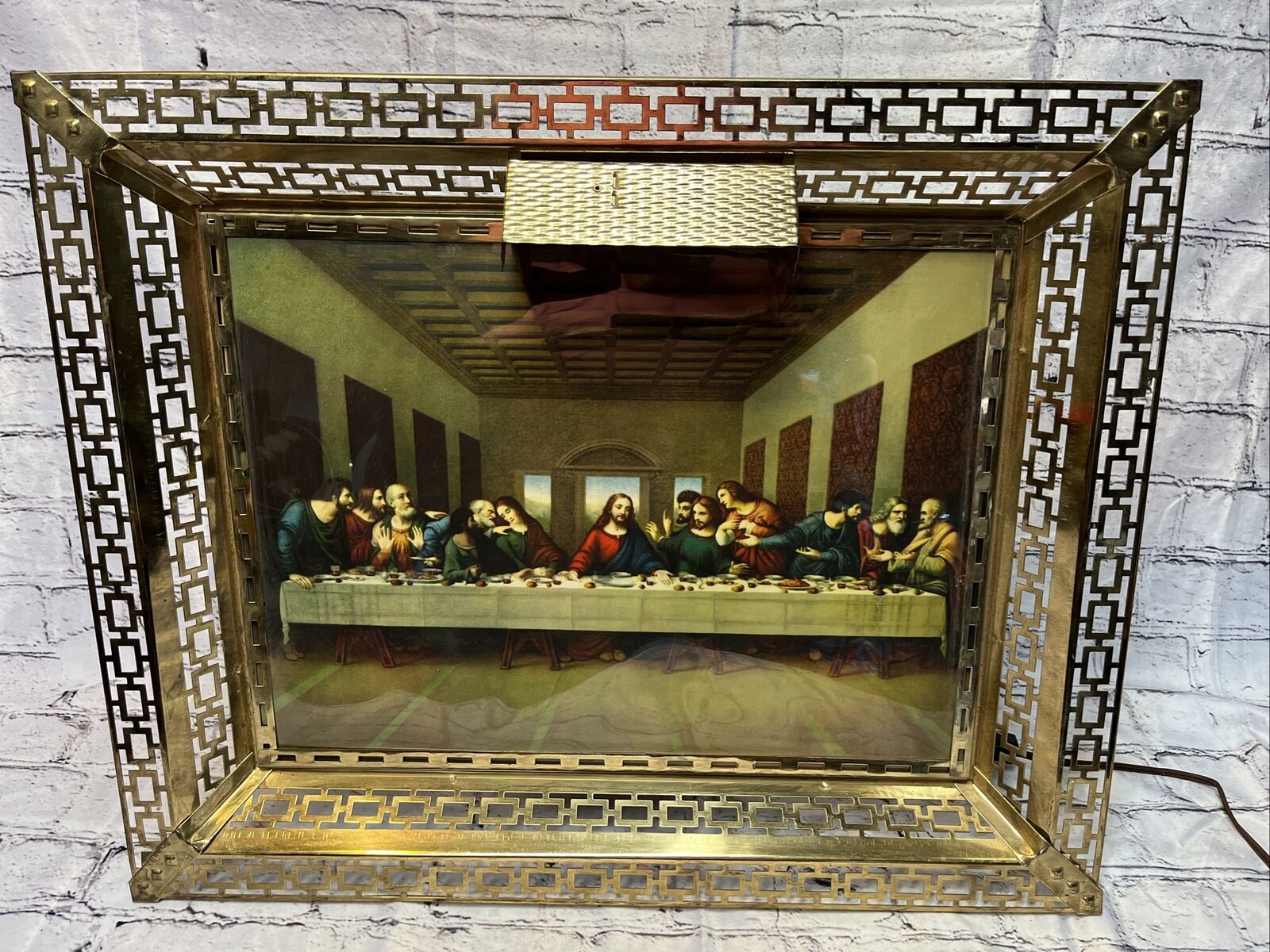 The Lord\'s Last Supper Picture in Metal Filigree Lighted Frame 21\
