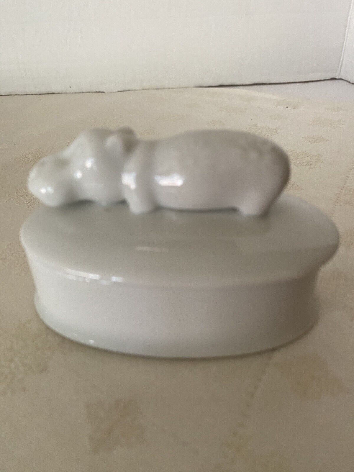 Vintage Fitz and Floyd White Ceramic Hippo Trinket Box with Daisies 