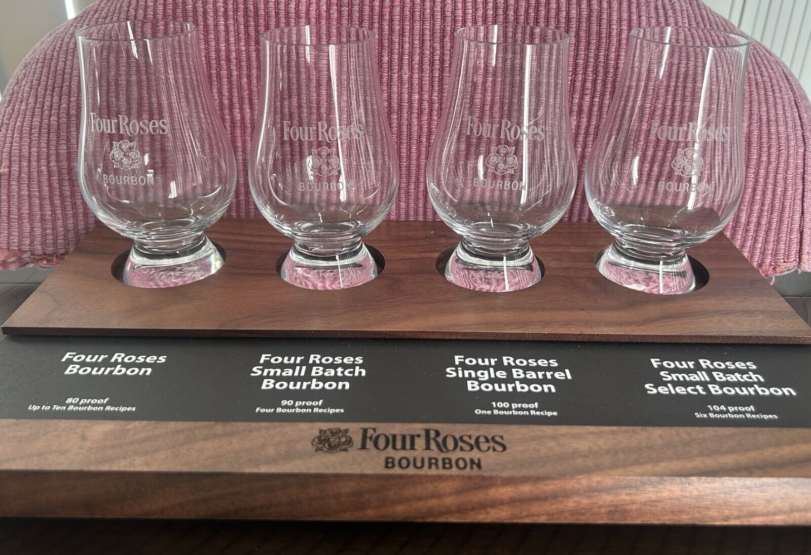 Four Roses Bourbon Flight Tray With 4 Glasses Brand New Never Used