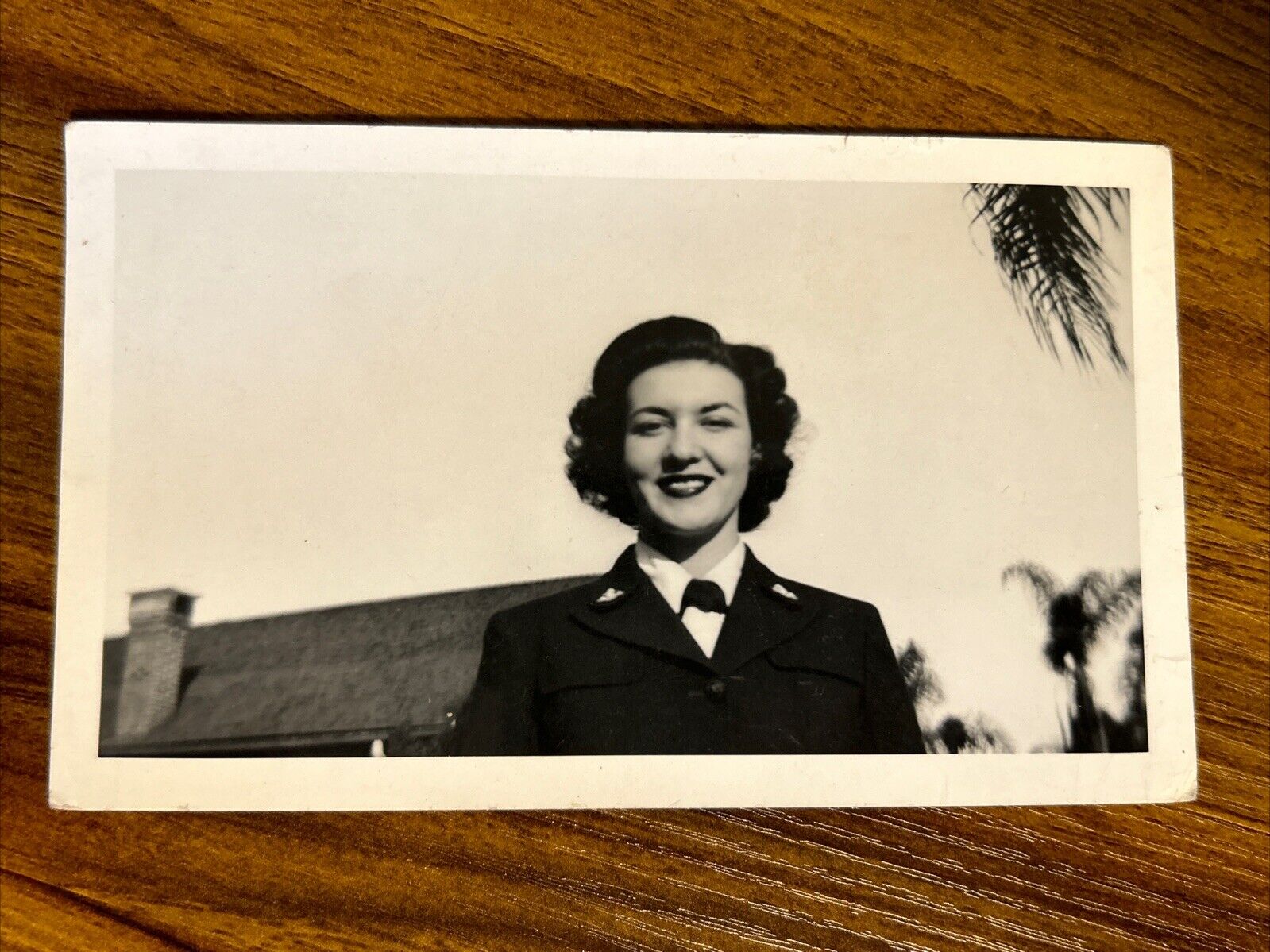 1940s B&W Vintage Photo Pretty Lady in Uniform Smiling Closeup SA2