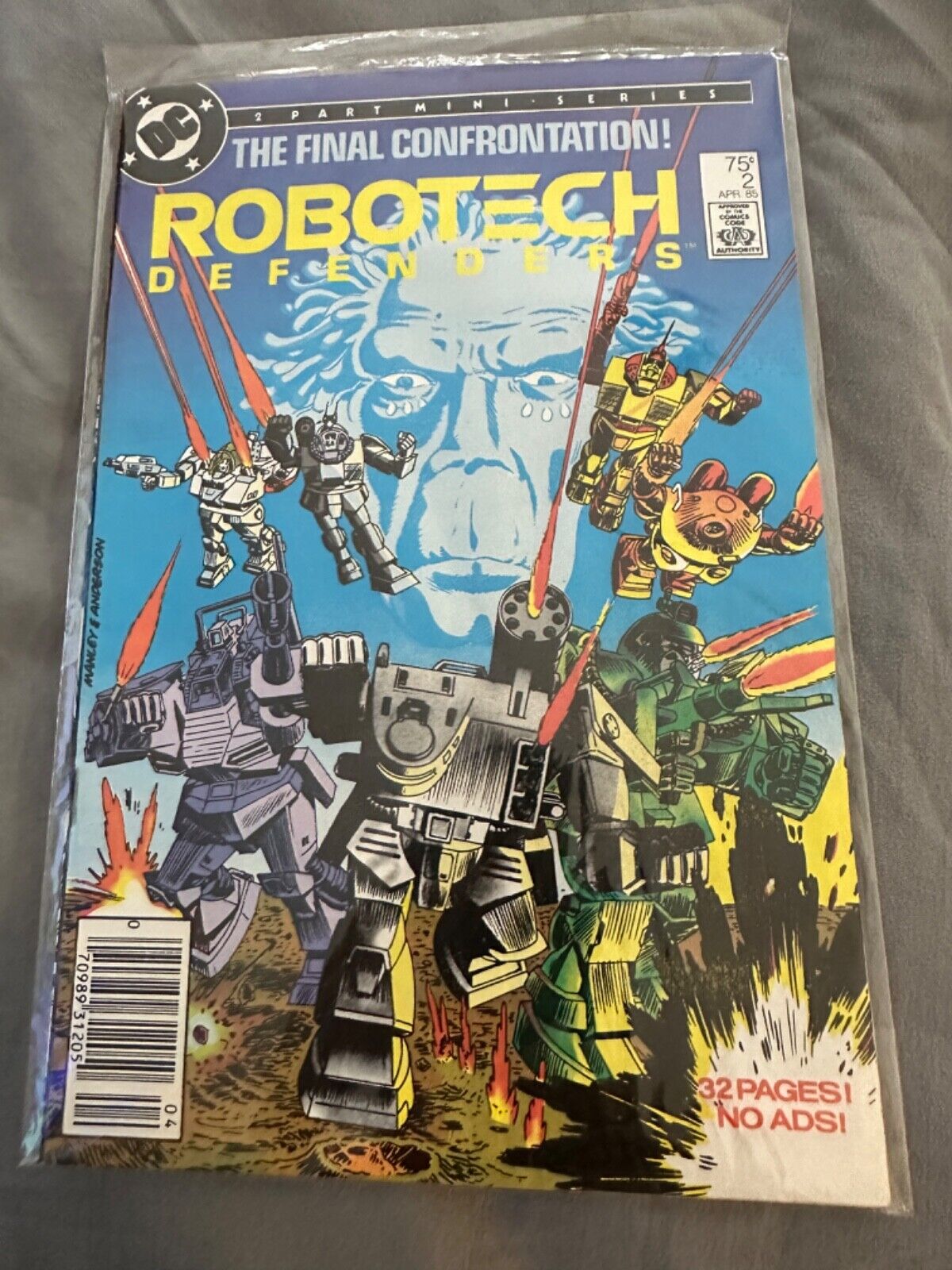 Robotech Defenders #2 DC Comics “The Final Confrontation” Apr 1985