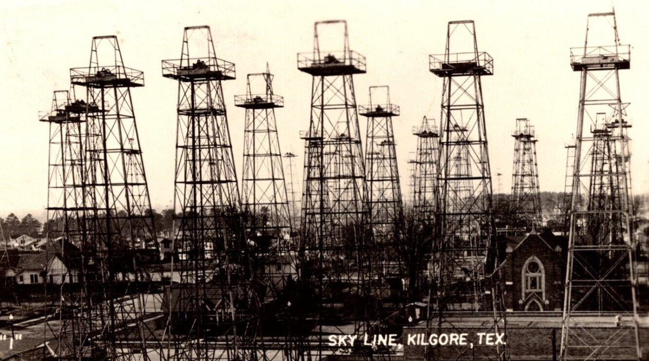 c1941 RPPC Skyline Kilgore Texas TX Oil Derricks VINTAGE Postcard WW2 Era