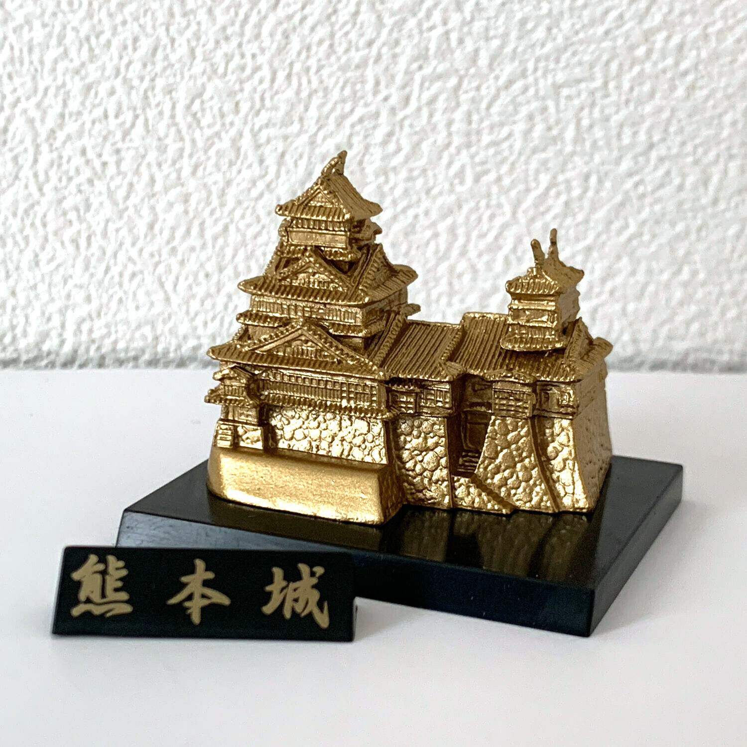 Japanese Castle Directory KUMAMOTO Gold Ver Mini Figure Anime Diorama Miniature