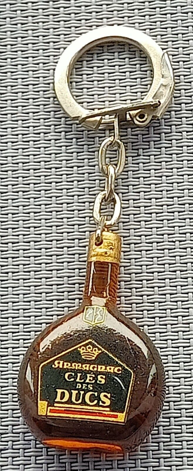 Vintage old key chain CLES Des DUCS Rare
