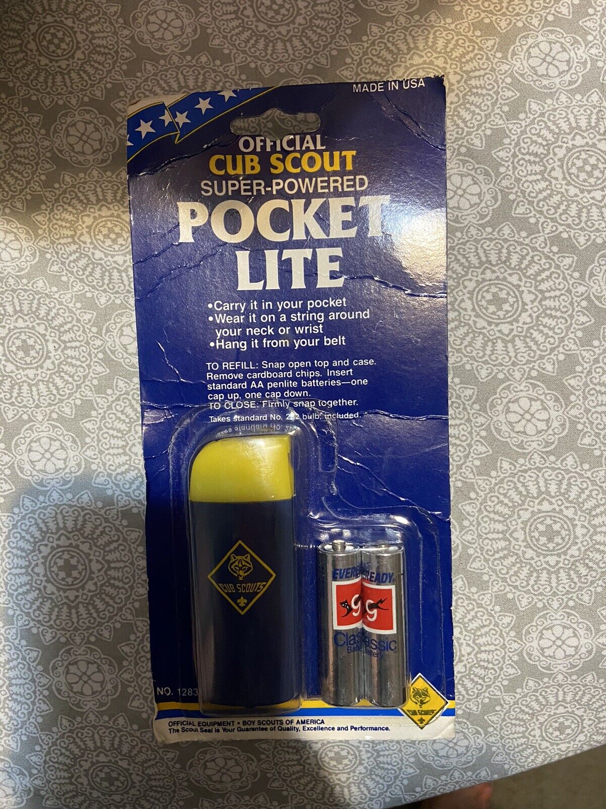 New Sealed Vintage Working Cub Scout Pocket Lite Boy Scout Flashlight Light