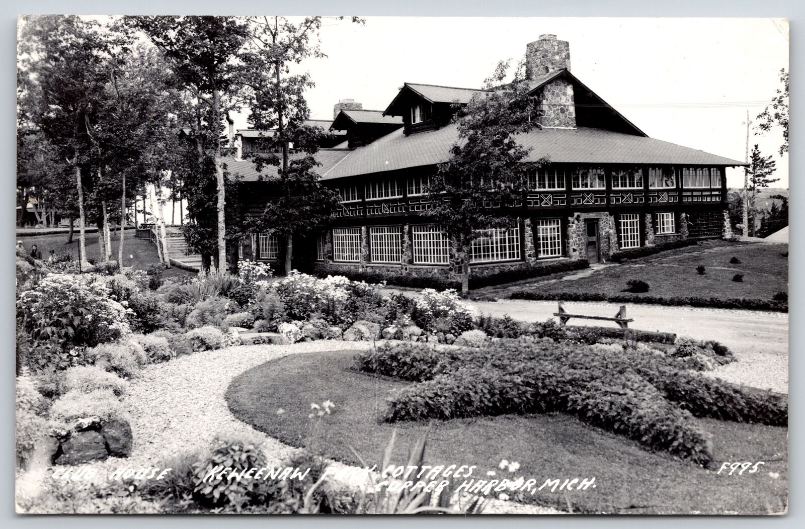 Copper Harbor Michigan~Club House Keweenaw Park Cottages~RPPC LL Cook c1960s