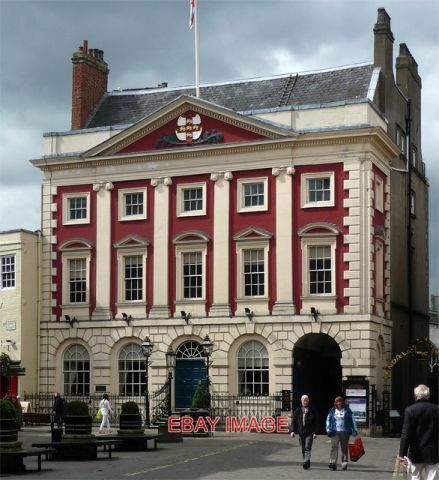 PHOTO  MANSION HOUSE ST HELEN\'S SQUARE YORK A MAJESTIC FACADE EVEN IF IT IS AS P