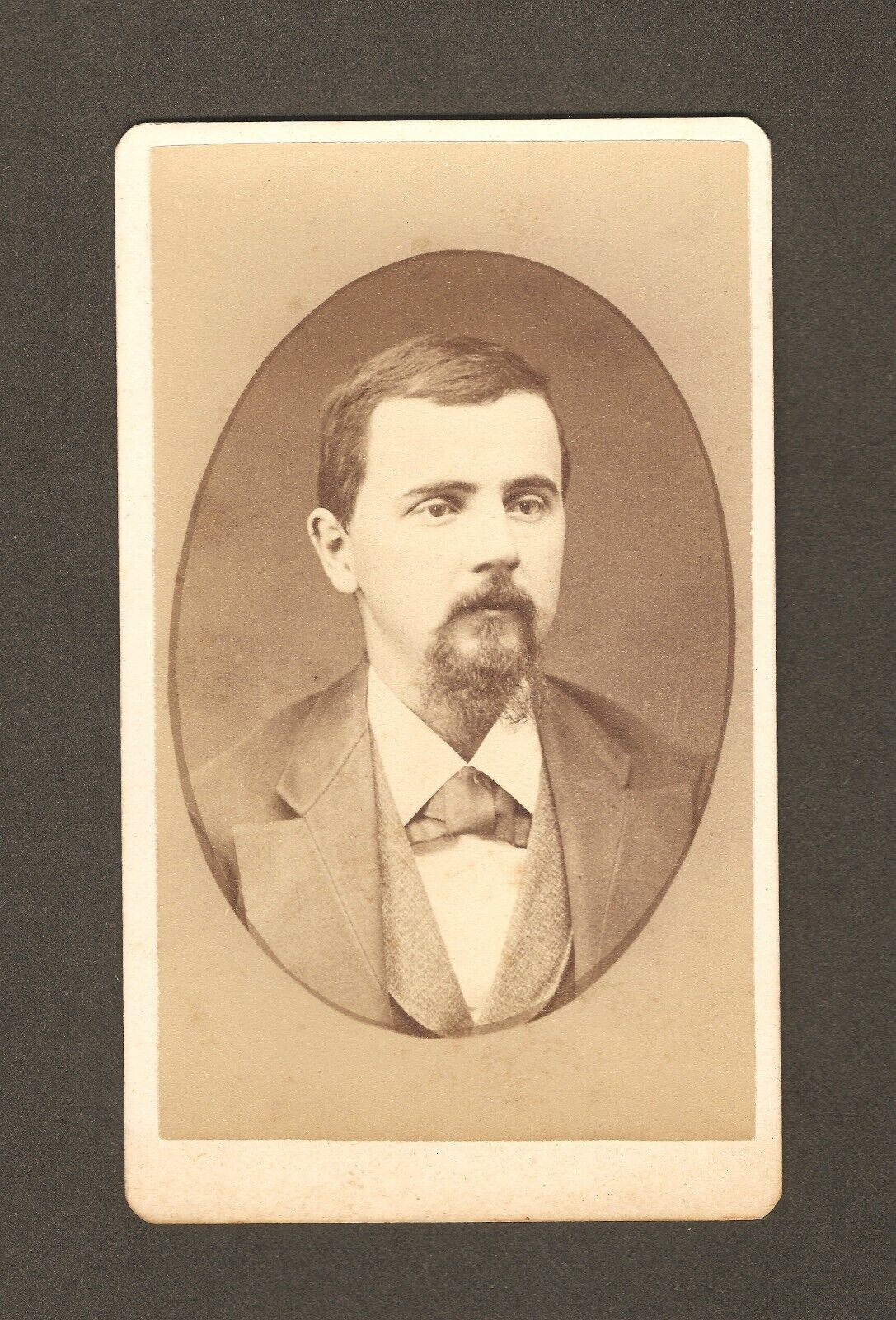 Vintage Antique CDV Photo Prominent Young Man Fine Suit Clothing w/ Goatee Beard